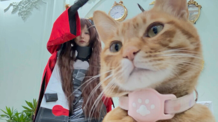 Guess the game character in this cosplay correctly & win an 🍊!