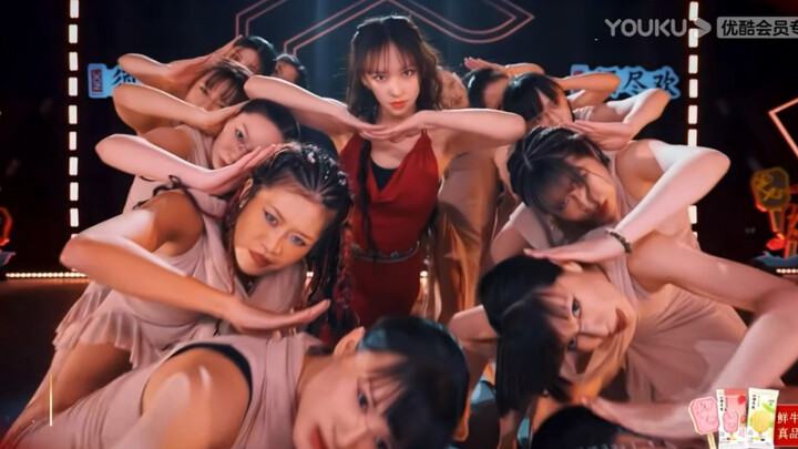 เวทีเต้นร่วมกันชุดที่สองของกลุ่มเต้นสุดเจ๋ง "เฉิงเหวยคิวบี, 9452" · ทะเลทราย