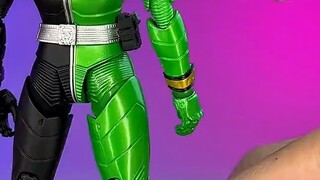 การแกะสลักกระดูกปลอม KO ครั้งแรกของ SIF Dabuliu