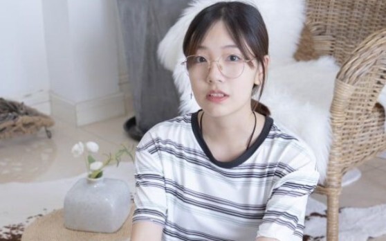 可爱的眼镜娘65