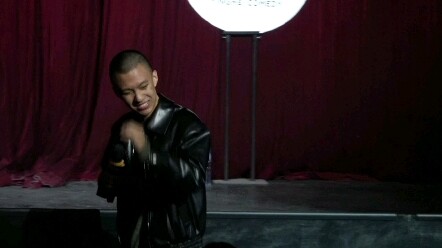 The Importance of Learning Foreign Languages - Fu Hang Stand-up Comedy