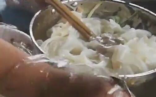 Một khu du lịch ở Hà Nam xuất hiện nhà hàng 10 nhân dân tệ ăn no, du khách kỹ tính chạy 2.000 km để 