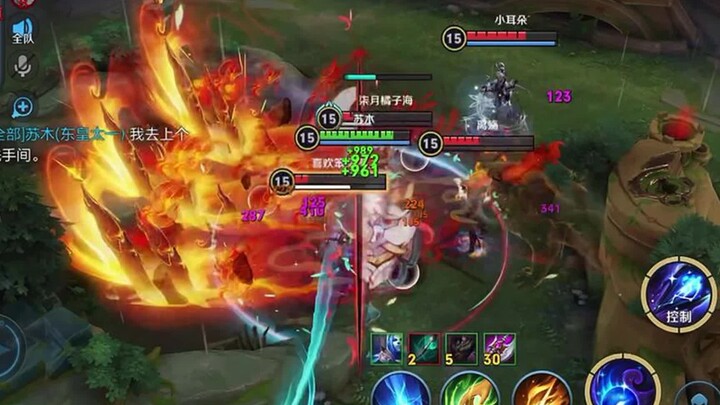 Đã bảo đừng làm phiền tôi đi rừng mà!