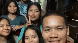 ang mga kaibigan
