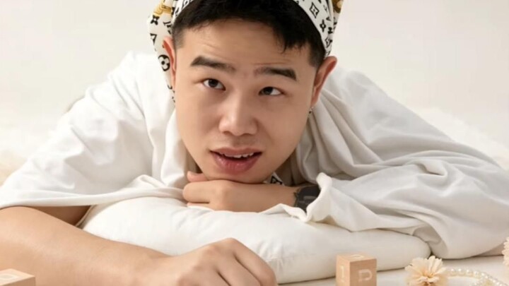 Tôi chẳng ghen tị gì với ông chủ này kiếm tiền cả.