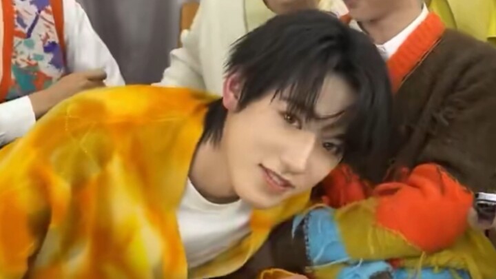 [ซ่งหย่าเซวียน] เขา! ราชาแห่งความชั่วร้ายผู้ฉาวโฉ่!