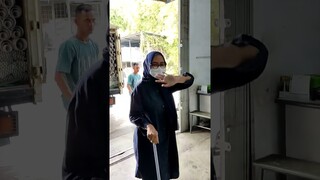 MENYAPA IBU CANTIK YANG LAGI VIRAL#shorts