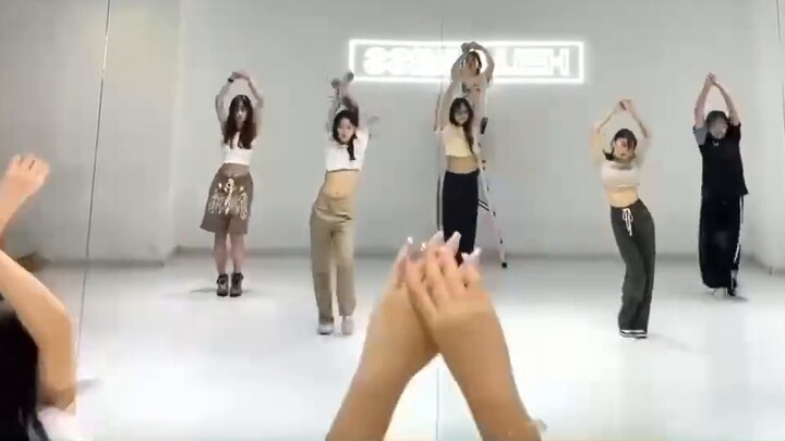 Saya paling suka suasana kolaboratif seperti ini | Dengan partner dansa favoritku~ | Edisi terbatas 