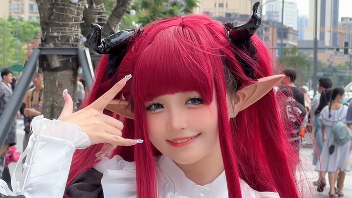 เฉิงตู Comic Con Ispmini Kitagawa Succubus cos (แนวตั้ง 4K)