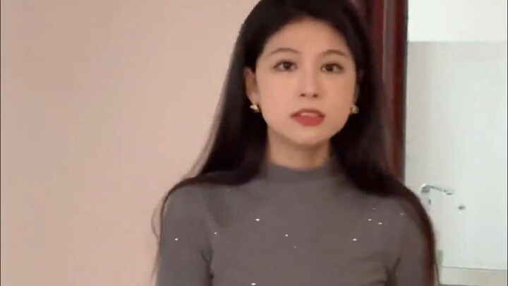 من يستطيع الاستماع إلى الأغنية كاملة دون تحريك رأسه، أعطيني 20