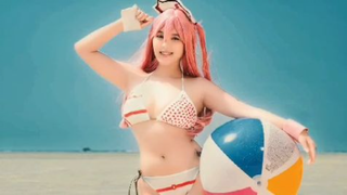 masih cosplay dipinggir pantai~ no bocil