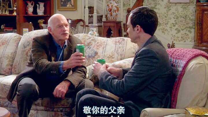 【TBBT】“那就和我喝一罐吧。” “我的荣幸。”——耳朵和华仔岳父相处融洽