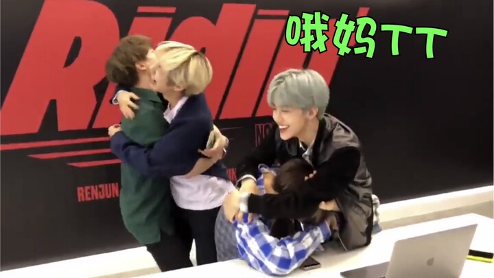 เมื่อหมิ่งหมิ่งเห็นผลการเรียนของตัวเอง ฮือๆ คุณแม่ก็ยินดีกับพวกเธอด้วยนะ!!!