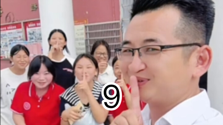 These are all new friends Teacher Huang just made.