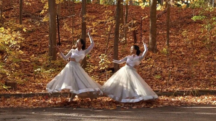 Tera Bina: The lingering autumn mood. Raheman's songs are the perfect match for Kathak dance.