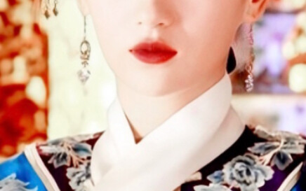 Wow! Her styling in this drama is absolutely stunning!