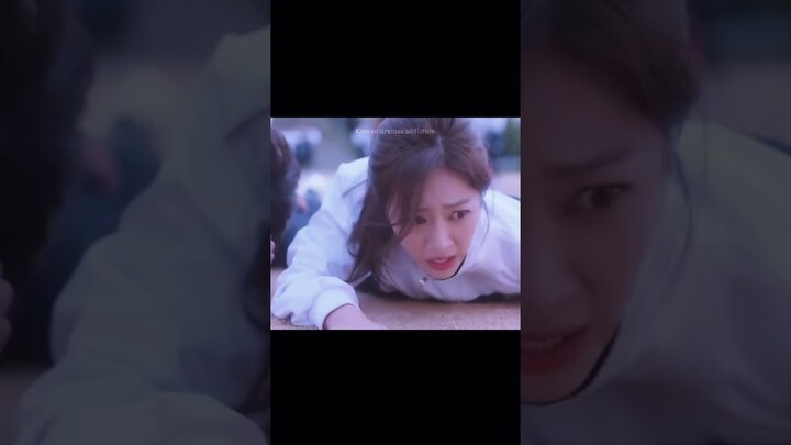 The way she🤷‍♀️throw him🤣🙈 #shorts #kdrama #kdramashorts