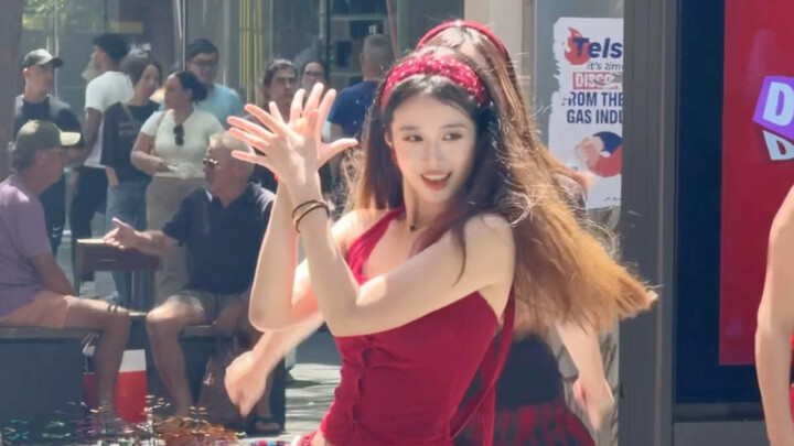 ตื่นมาสะดุ้งเลย ไปเห็น fx hotsummer ตอนปี 2026 เลย