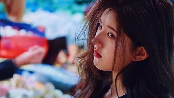 Không có thực lực thì đúng là không dám đi mua sắm!