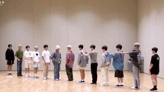 【SVT】快乐WORLD_练习室的小细节