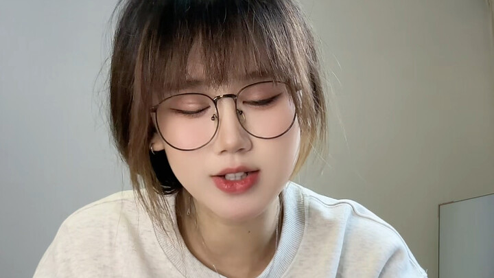 Lagu-lagu yang diputar anak muda di KTV sekarang bener-bener ngebanting banget...