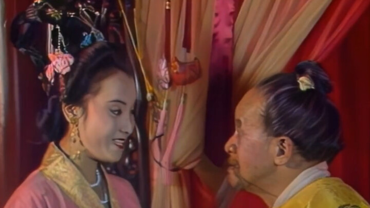 ปูยักษ์พันปีกลายเป็นจักรพรรดิ แต่ไม่คาดคิดว่าหลังจากผ่านไปเพียงคืนเดียว ฮองเฮาก็ร้องตะโกนว่า: “พระรา