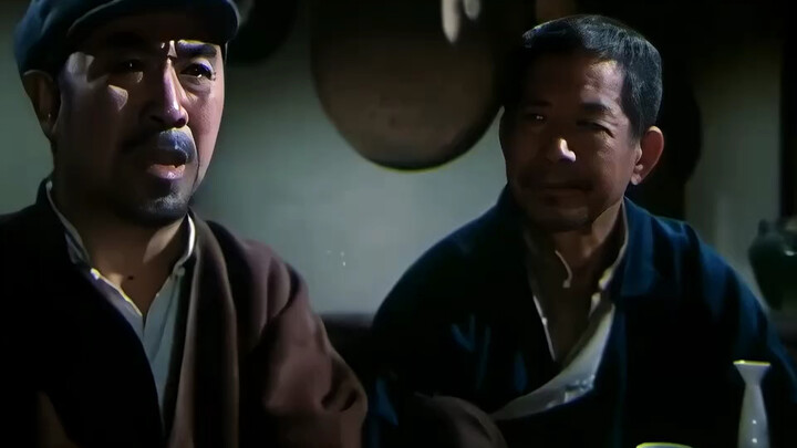 Đội mũ thì dễ, tháo mũ mới khó!