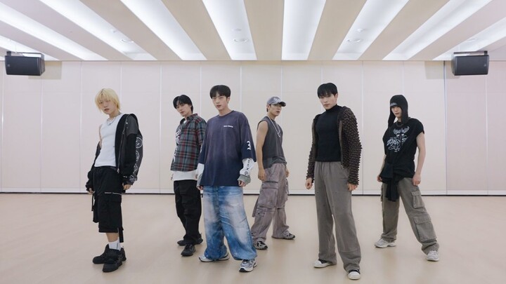 P1Harmony 'SAD SONG' Dance Practice @ MusicBank in Madrid