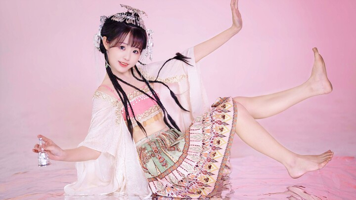 Tại sao bạn không đưa một cô gái Miao quyến rũ như vậy về nhà? [Bài hát đêm của cô gái Miao]