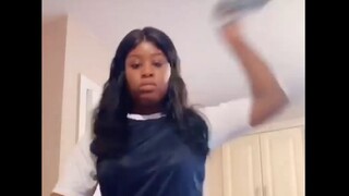 She’s totally mastering the art of elegance!