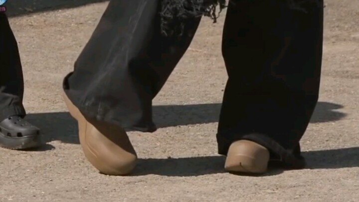 【Hồng Tri Tú Joshua】Cô tiểu thư xuống nông thôn mà ăn mặc xinh đẹp thế này thì sao nào！！！！！