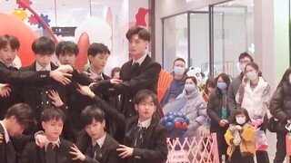 【12 men】Dance cover of IZONE—panorama【Roadshow version】