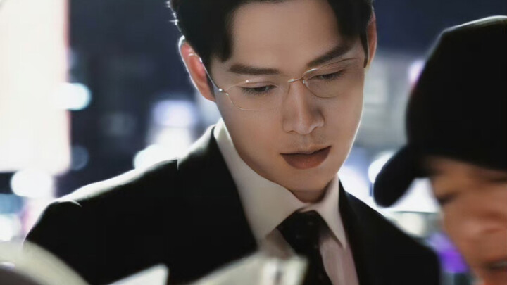 [Reposted by 96w] หัวเราะหนักมาก เดิมทีฉันอยากหาดาราวาไรตี้มาเสริมตัวเอง แต่ไม่คิดว่า Wei Daxun จะเป
