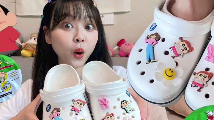 Những người thượng cổ tập hợp lại! Hộp mù trang trí Crayon Shin-chan Crocs