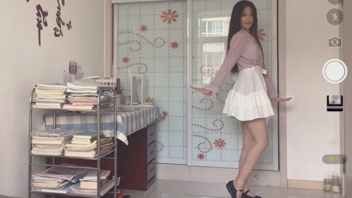 Lovely dance! Love4eva, covered by a high school girl