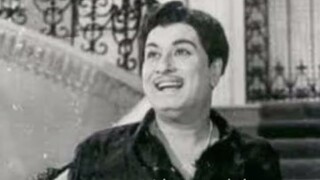 Mgr_whatsapp_status|_silar_aasaikum_thevaikum_song|_enga_veetu_pillai_movie(720p