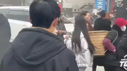 The wedding was called off on the big day due to a dispute over the bride price.