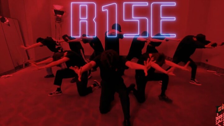 R1SE โชว์เต้นเอฟเฟกต์พิเศษ ชายหม้อวิเศษมาแล้ว (ผมทำมา 70 กว่าชั่วโมงแล้ว จะร้องไห้หนักมากถ้าไม่มีใคร