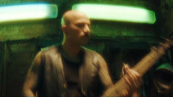 Trivium_-_Dead_Inside_Of_Me_Official_Video_cut_9x16