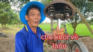 Tư Cà Khịa Mạnh Tay Tháo Yên Xe Của Sáu Sành Khi Ra Đồng Kiếm ăn