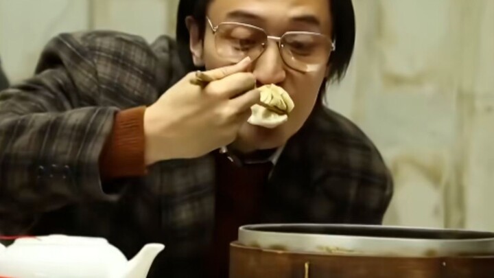 คุณไม่ใช่คนป่วยเหรอ ทำไมยังกินเกี๊ยวซ่าได้ถึง 44 ลูกเลยล่ะ?