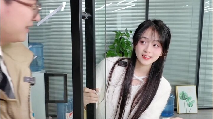 Hôm nay tôi đi làm không trễ, vậy bên Liên Hợp Quốc nói gì?