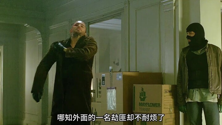 لصوص يقتحمون منزل سيدة ثرية، شاهد كيف تعاملت مع الموقف بذكاء! "الفضاء المرعب"