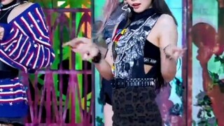 Kpop girl group dance competition