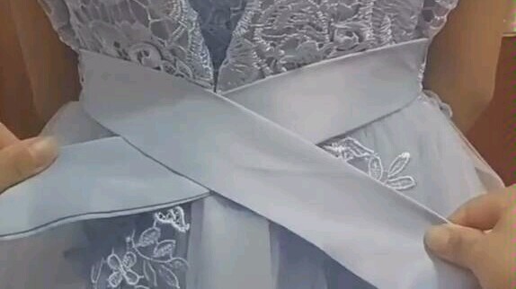 (Hướng dẫn) Dạy bạn cách thắt nơ bướm, thực ra không hề khó chút nào