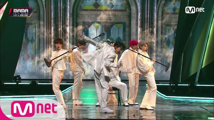 BTS(방탄소년단)_INTRO Perf. + Airplane pt.2 │2018 MAMA in HONG KONG 181214