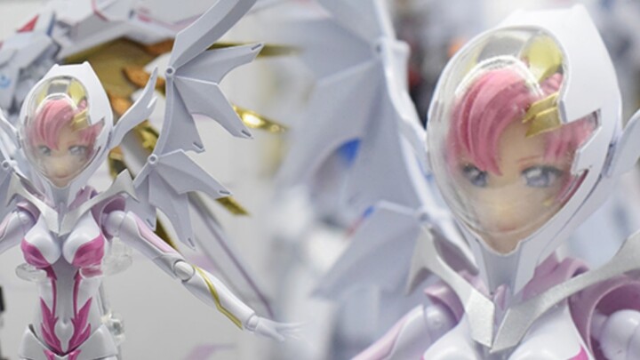 New product exhibition pictures are released! Bandai SHF Lacus Clyne pilot suit (tentative name)