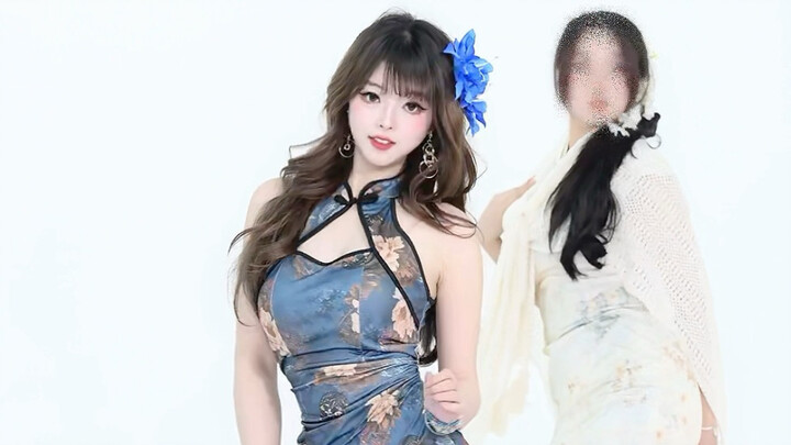 ชุดกี่เพ้าฉบับถุงน่องดำ ทุกค่ำคืน—EXID โทรหาคุณตลอดทั้งคืน…
