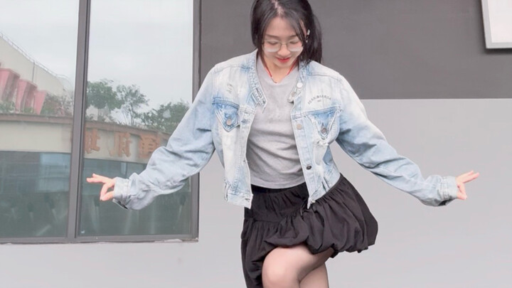 [Cover Dance] On days when even the wind feels nice, let’s fully enjoy the romance of “#I’mQuittingM
