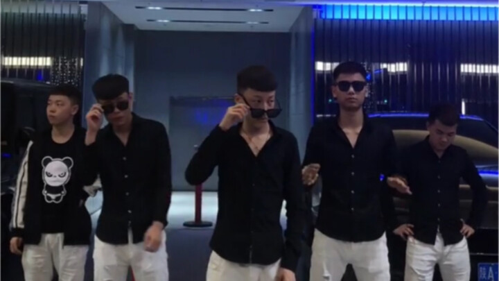 The regulars of "Xi'an Slow Shake" vs. "Qinghai Shake" are here! Highly exciting and on-point throug